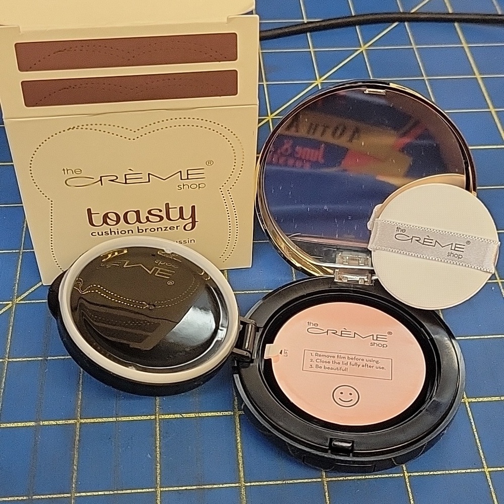 The Crème Shop Toasty Cushion Bronzer New 15ml Sealed Compact In Box
